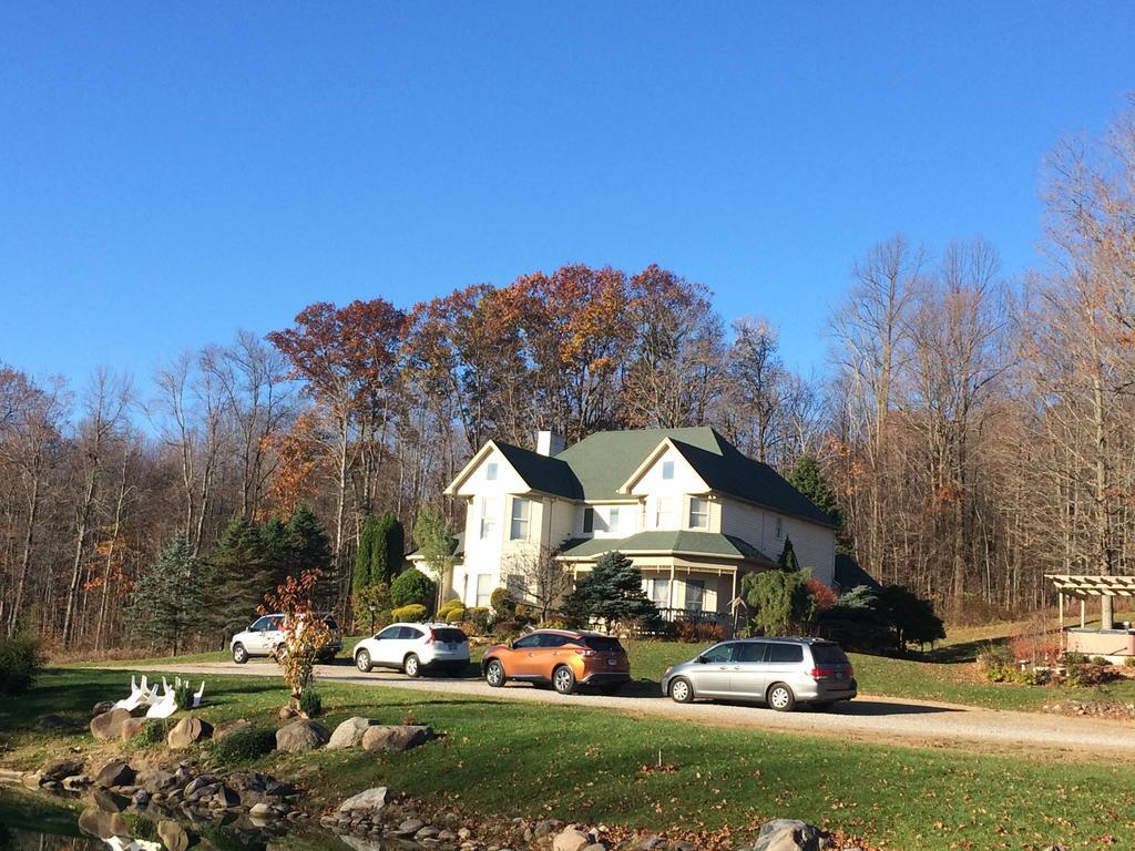 Spruce Hill Inn & Cottages Мансфийлд Екстериор снимка