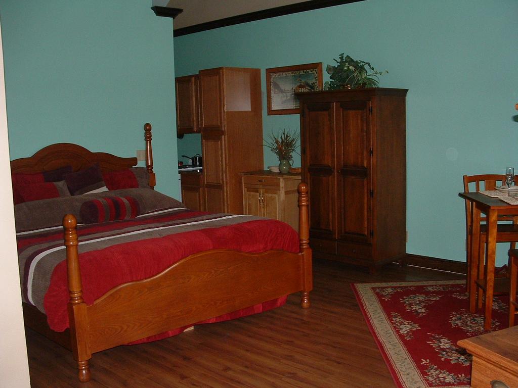 Spruce Hill Inn & Cottages Мансфийлд Екстериор снимка