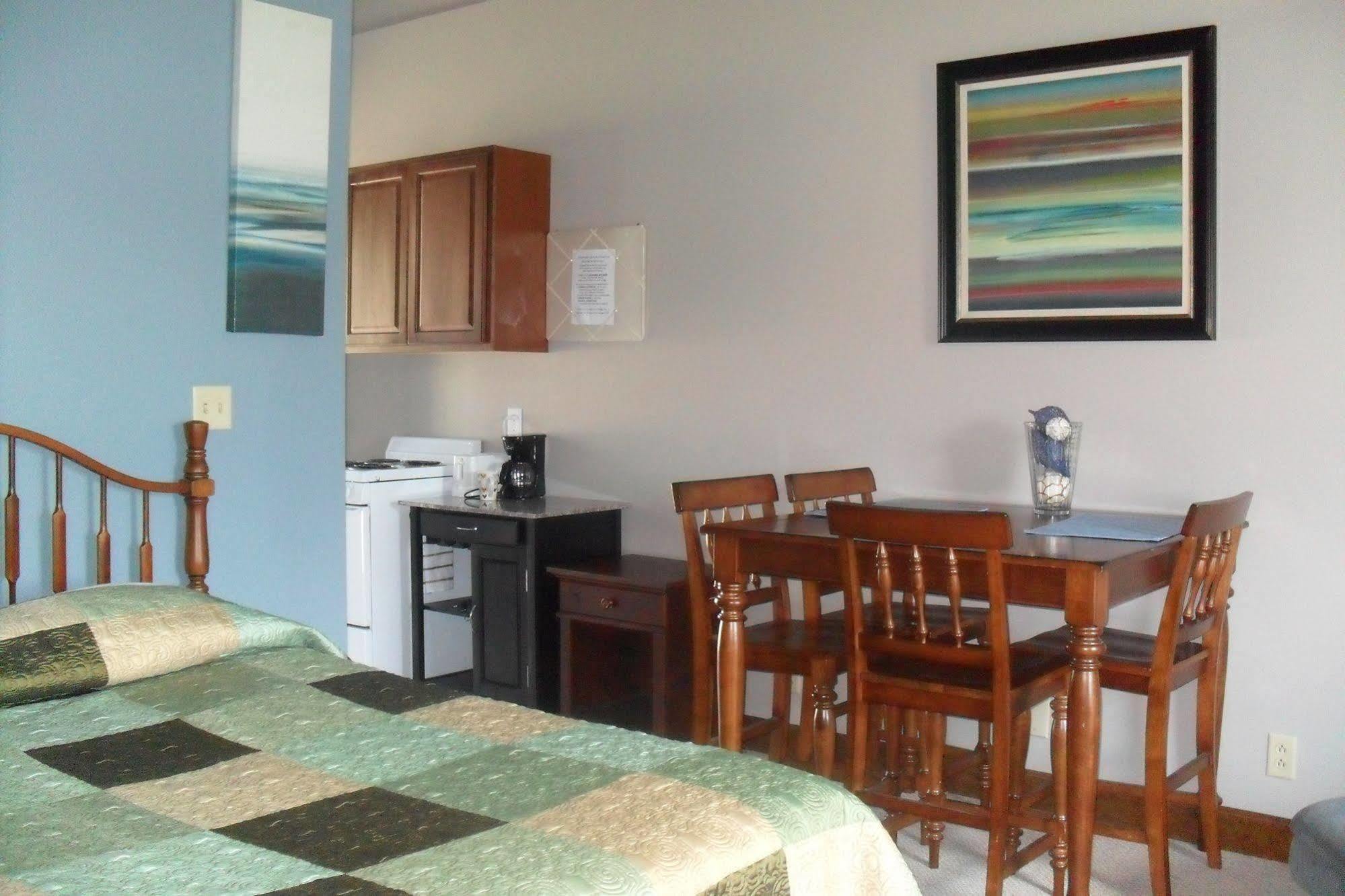 Spruce Hill Inn & Cottages Мансфийлд Екстериор снимка